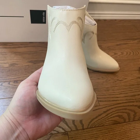 Dolce Vita Shelby Ivory Western Rodeo Bohemian Ankle Booties New in Box - Picture 2 of 13